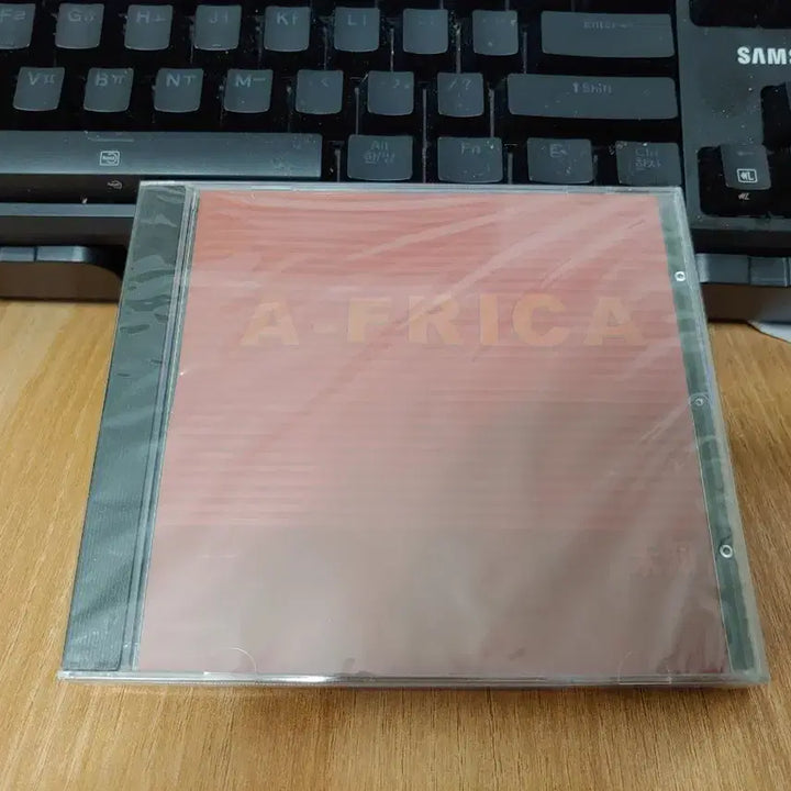 [BUNJANG] A-frica Minor 1st Album Unsealed CD / 아프리카(A-frica) 마이너 1집 미지 미개봉 CD