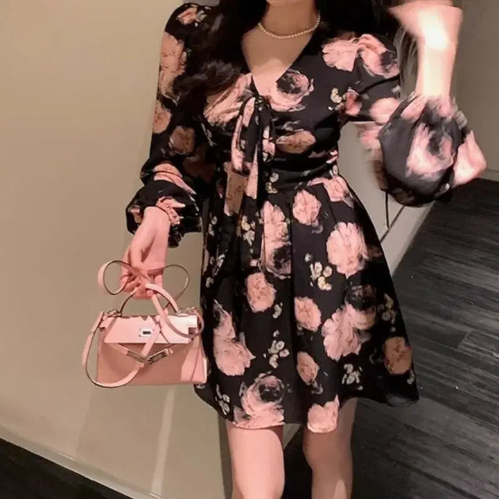 [BUNJANG] V-Neck Floral Mini Dress / 브이넥 플라워 미니원피스-M