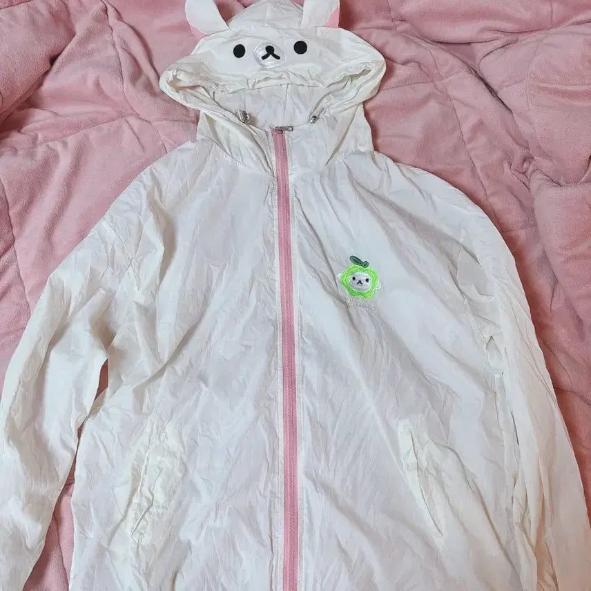 [SOLD OUT] 코리락쿠마 uv햇빛차단 여름용 바람막이(새제품)