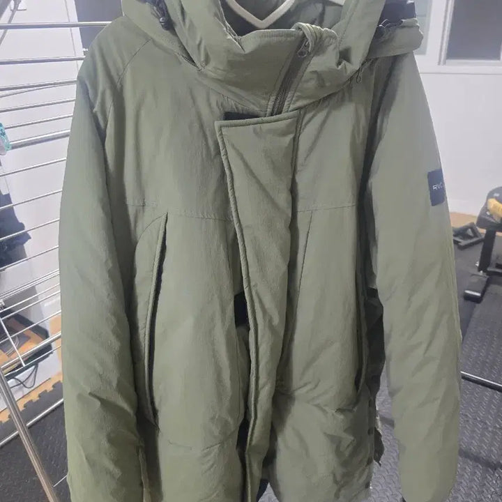 [BUNJANG] Recall Khaki Long Padding / Recall 카키 롱 패딩