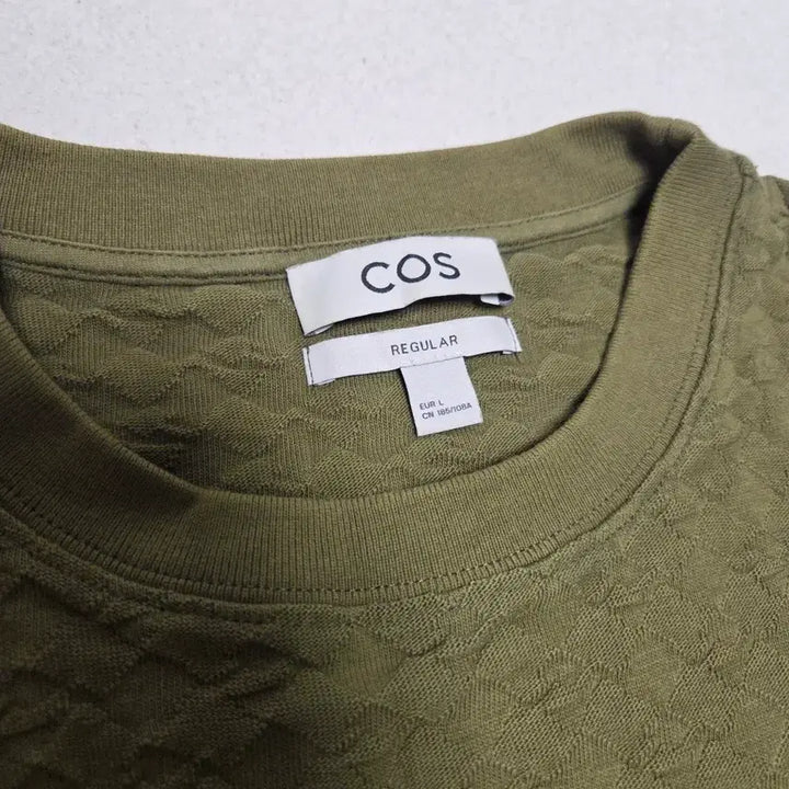 [BUNJANG] COS Olive Green Short Sleeve T-Shirt / COS 코스 올리브 그린 반팔 티셔츠
