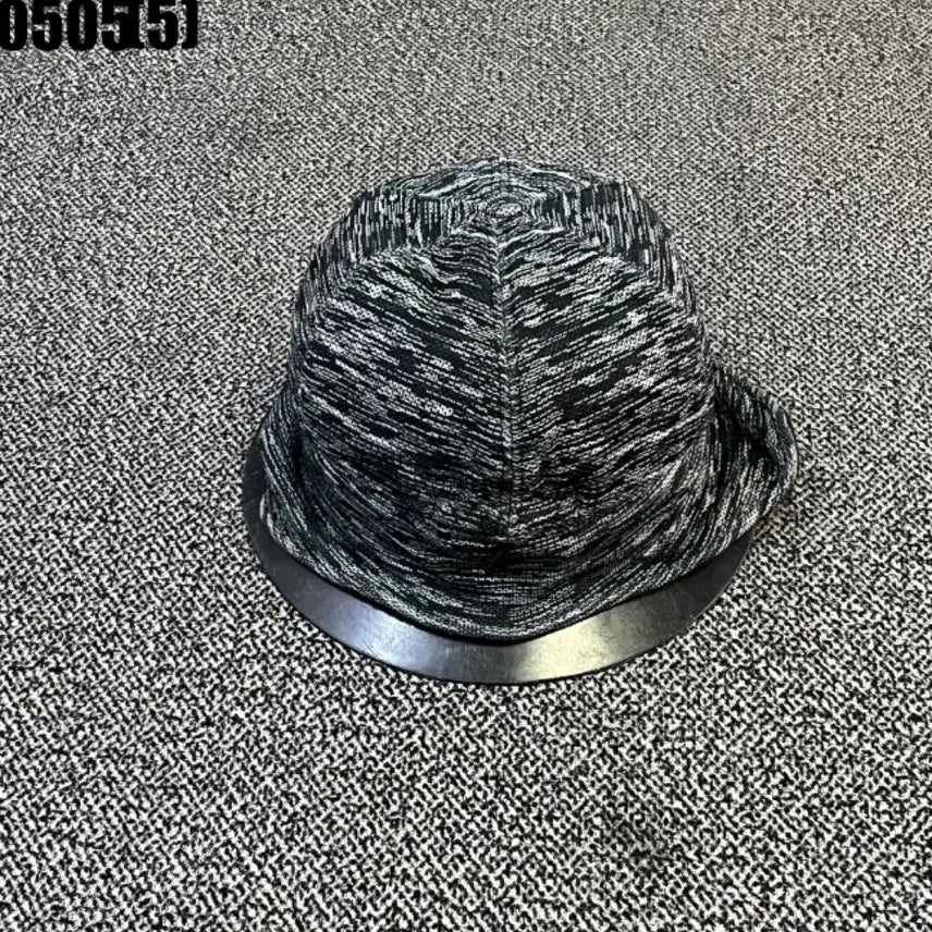 [BUNJANG] Spider Black/White Ball Cap / 스파이더 블랙/화이트 볼캡 0505