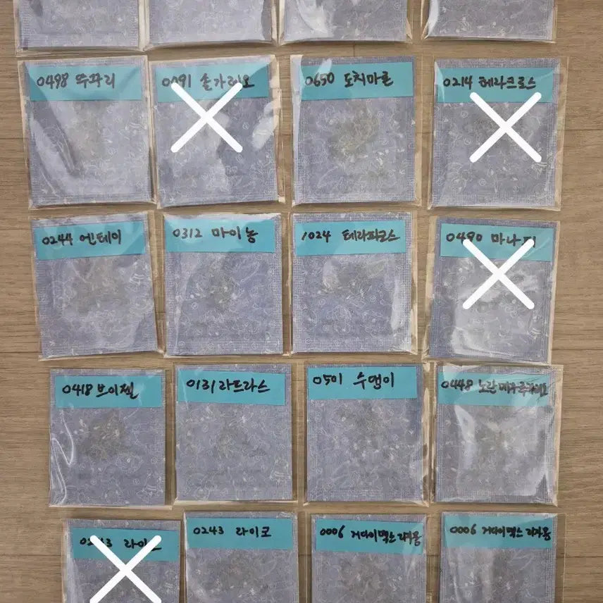 [BUNJANG] Pokemon Sticker Collection Season 5 30th Anniversary Pixel Stickers / 포켓몬 띠부씰 교환 시즌5 30주년 및 여러로 픽셀 띠부씰 교환 .