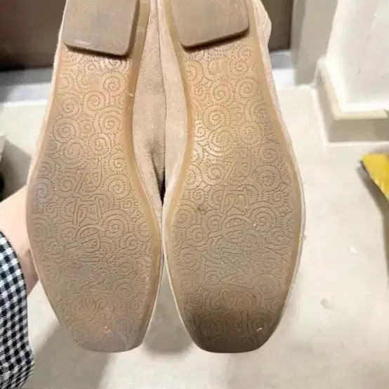 [SOLD OUT] 흐꺙 베이지 플랫