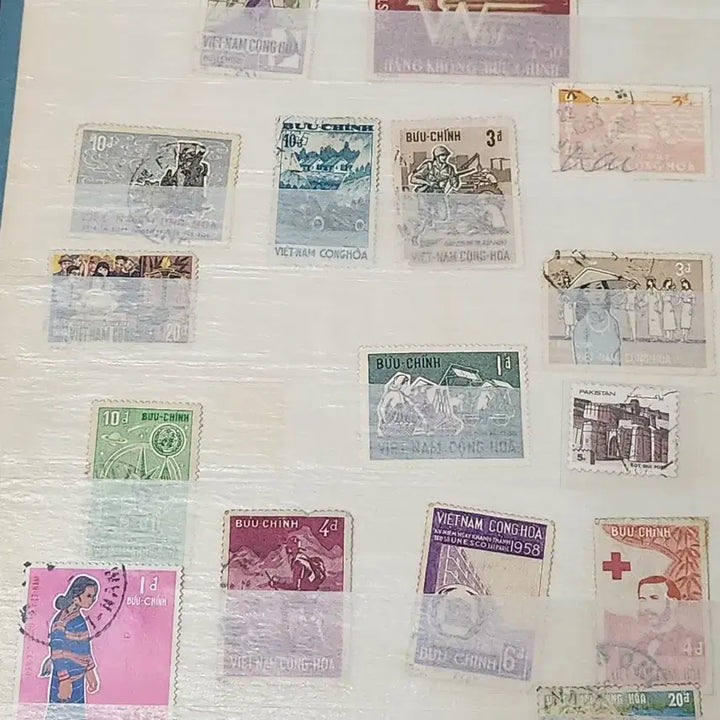[BUNJANG] Vietnam Stamps Collection / 베트남 우표 컬렉션 (Vietnam Stamps Collection)