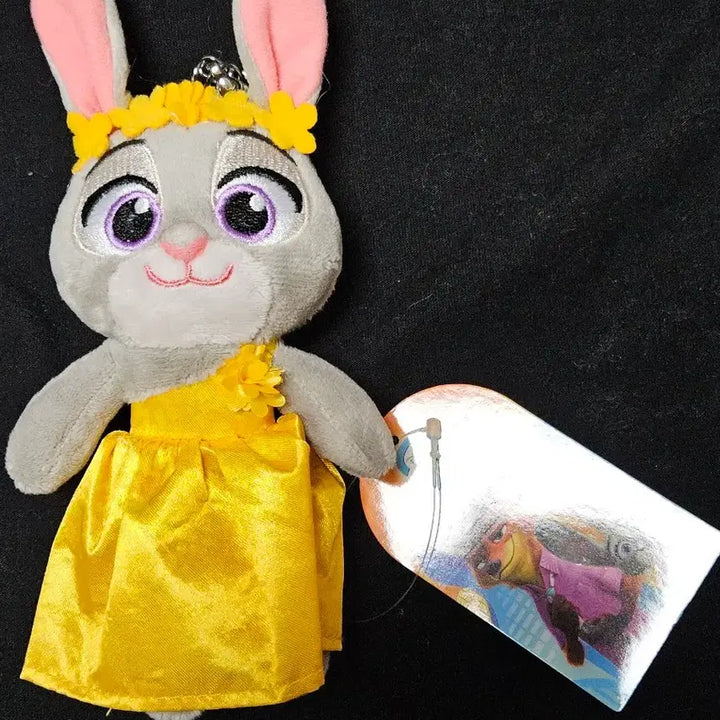 [BUNJANG] CGV Zootopia Judy Yellow Dress Doll Keychain / CGV 주토피아 주디 옐로우 드레스 인형 키링