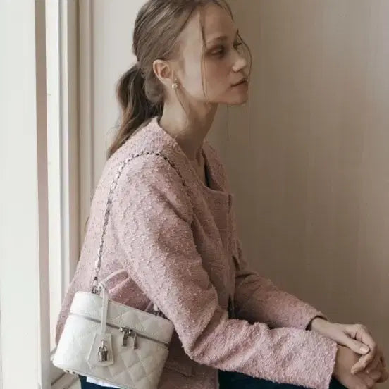 [BUNJANG] Cardinal Red Vanity Bag with Shoulder Chain / 카디널레드 베니티 화이트 +숄더체인