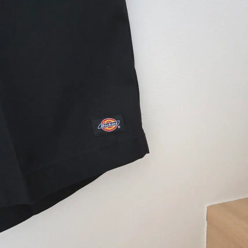 [BUNJANG] Dickies Pocket Work Loose Fit Shorts Black 36 / 새상품) 디키즈 포켓워크 루즈핏 반바지 블랙 36사이즈