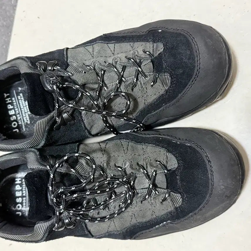 [BUNJANG] JOSEPHHT Tracking Sneakers / JOSEPHHT 트래킹 운동화