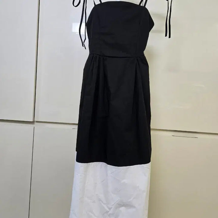 [BUNJANG] Black and White Stripe String Maxi Dress / 블랙 앤 화이트 끈 롱 원피스