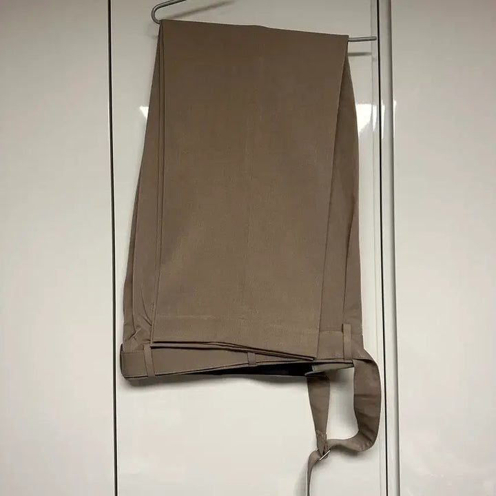 [BUNJANG] Musinsa Standard Real Wide Belted Slacks Dusty Beige Size 32 / 무신사스탠다드 리얼 와이드 벨티드 슬랙스 더스티베이지 32