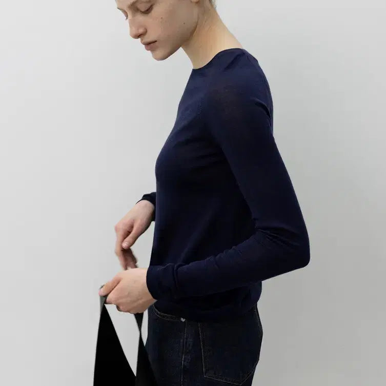 [BUNJANG] LFM Bound Neck Knit Navy / Lfm 바운드넥 니트 네이비