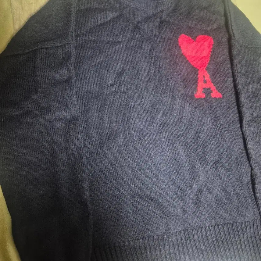 [BUNJANG] Ami Intarsia Heart Logo Black Wool Knit / 아미 인타르시아 하트 로고 블랙 울 니트