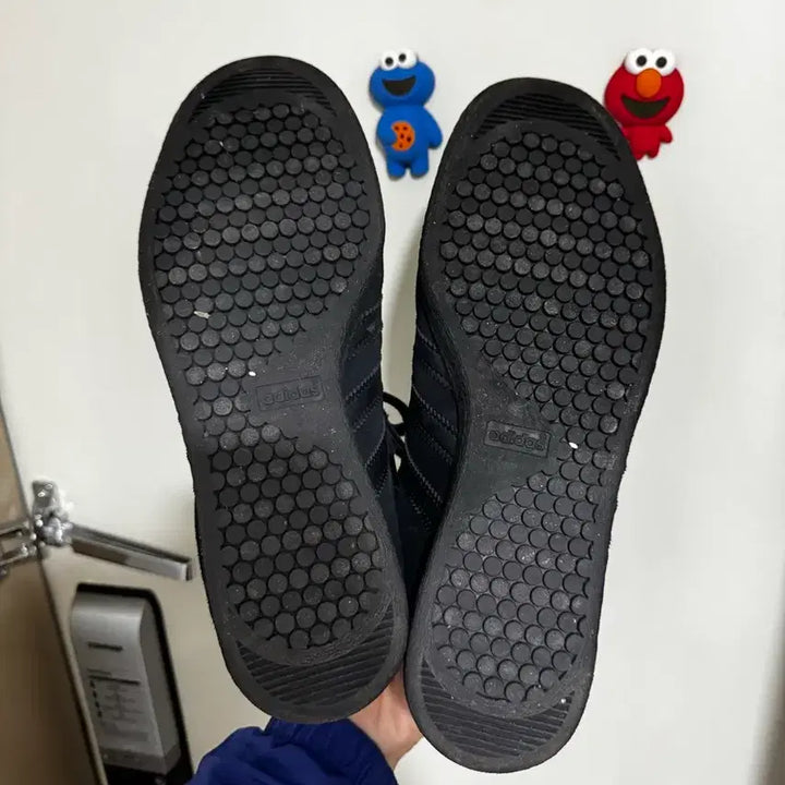 [BUNJANG] Adidas Stadt Core Black Carbon / [265] 아디다스 슈타트 코어 블랙 카본