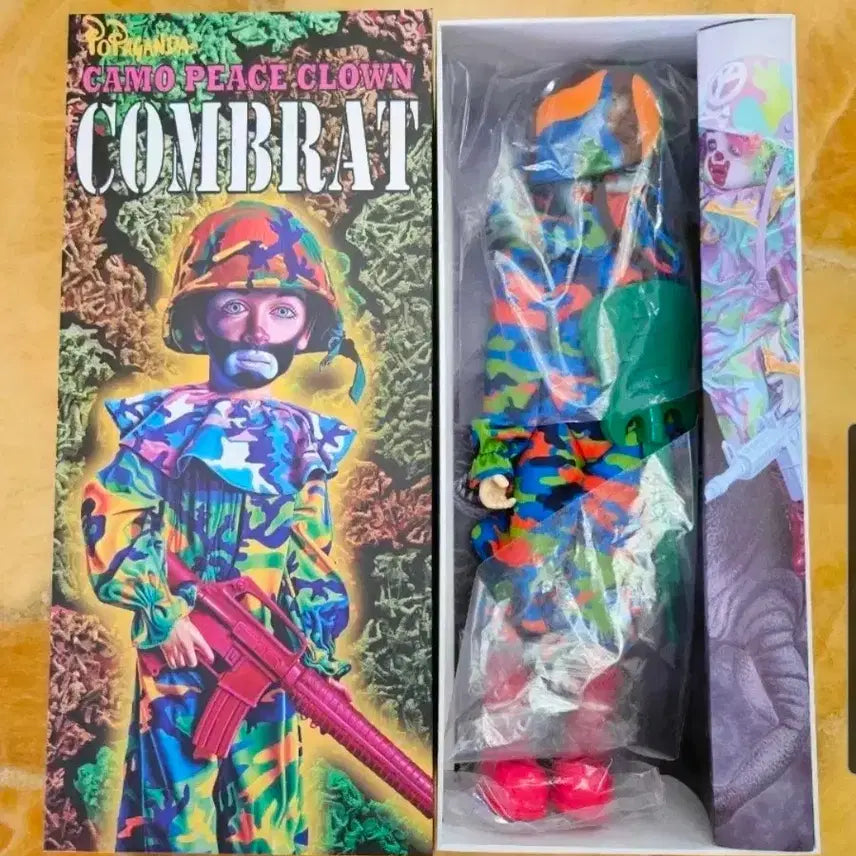 [BUNJANG] Ron English Combrats C.C.P. Camo Peace Clown Figure / 론잉글리쉬 COMBRAT병사 피규어팝니다.