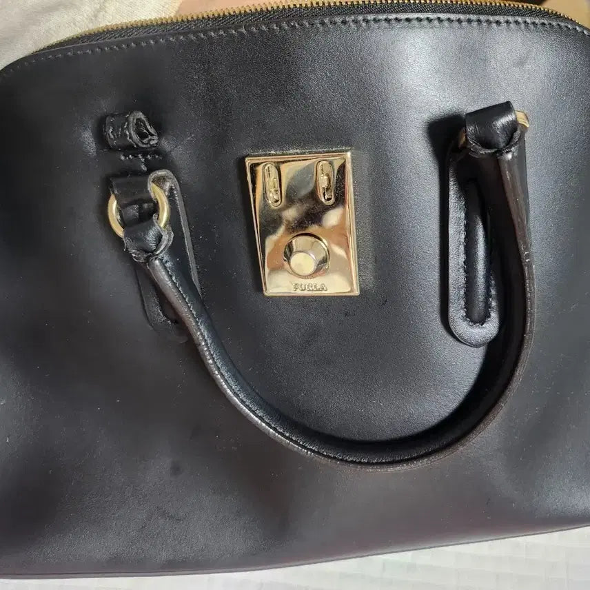 [BUNJANG] FURLA Black Leather Tote Bag / 훌라 블랙 가죽 토트백