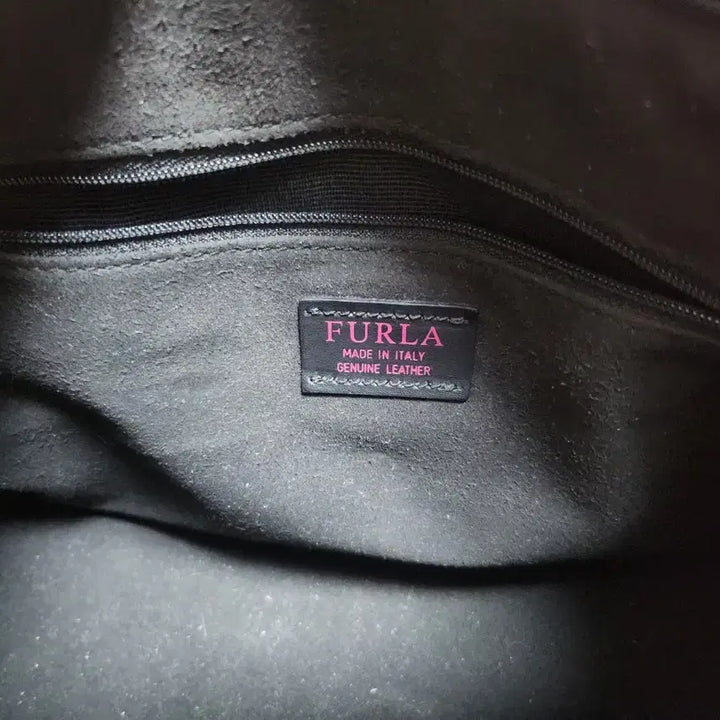 [BUNJANG] FURLA Black Leather Tote Bag / 훌라 블랙 가죽 토트백