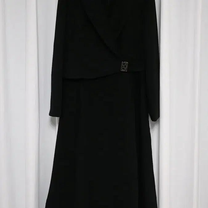 [BUNJANG] KL by LYNN Buddy A-Line Dress Black / KL by LYNN 버디 A라인 원피스 블랙 66