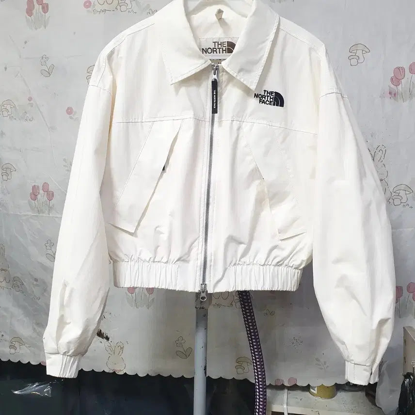 [BUNJANG] The North Face White Label Nilton Collar Crop Jacket Ivory / 노스페이스  화이트라벨  닐턴 칼라  크롭  자켓