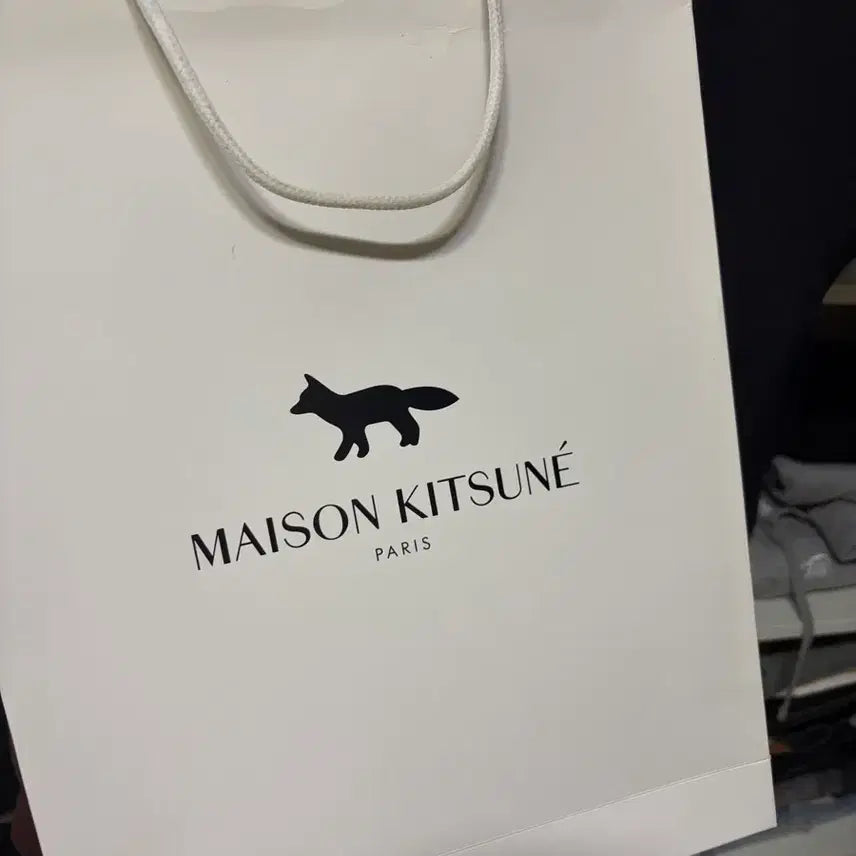 [BUNJANG] Maison Kitsuné Baby Fox Cardigan / 메종키츠네 베이비 폭스 가디건