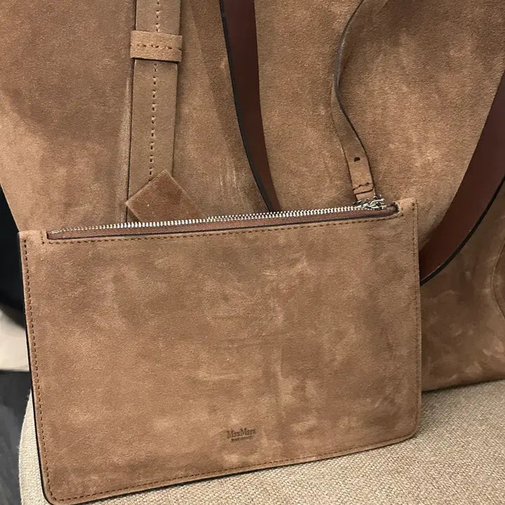 [BUNJANG] Max Mara Suede Brown Shoulder Bag / 막스마라 스웨이드 브라운 숄더백