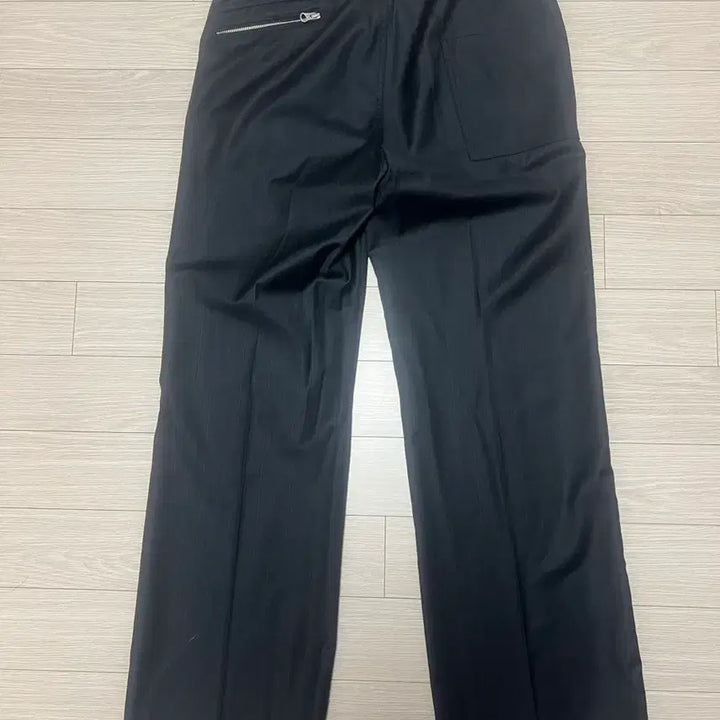 [BUNJANG] Waveness Fishure Stripe Slacks Black / [1] 웨이비니스 피슈어 스트라이프 슬랙스 블랙