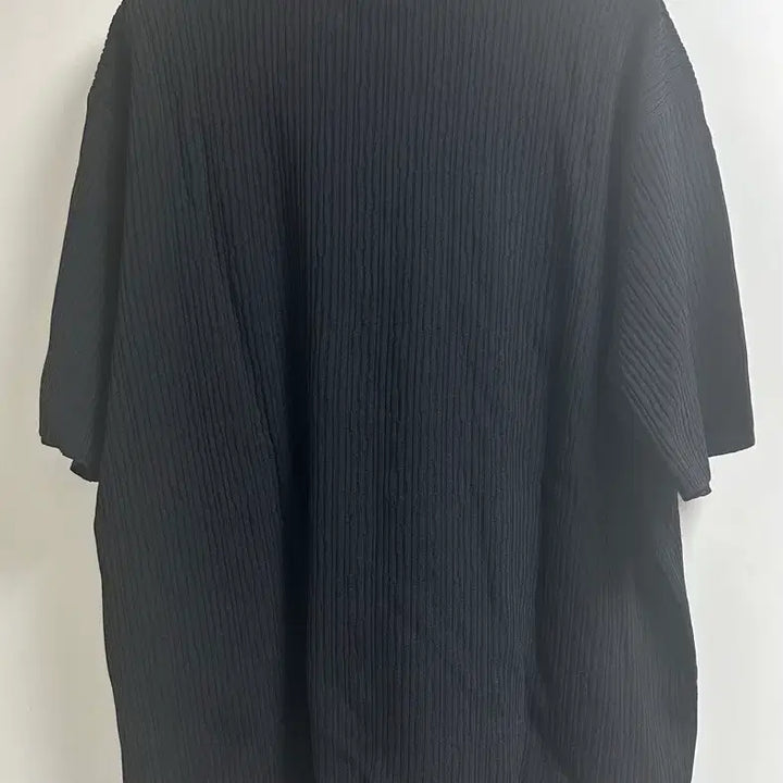 [BUNJANG] Solid Homme 26SS Black Wrinkle Short Sleeve Knit Size 52 / [52] 솔옴 26SS 블랙 크링클 반팔 니트