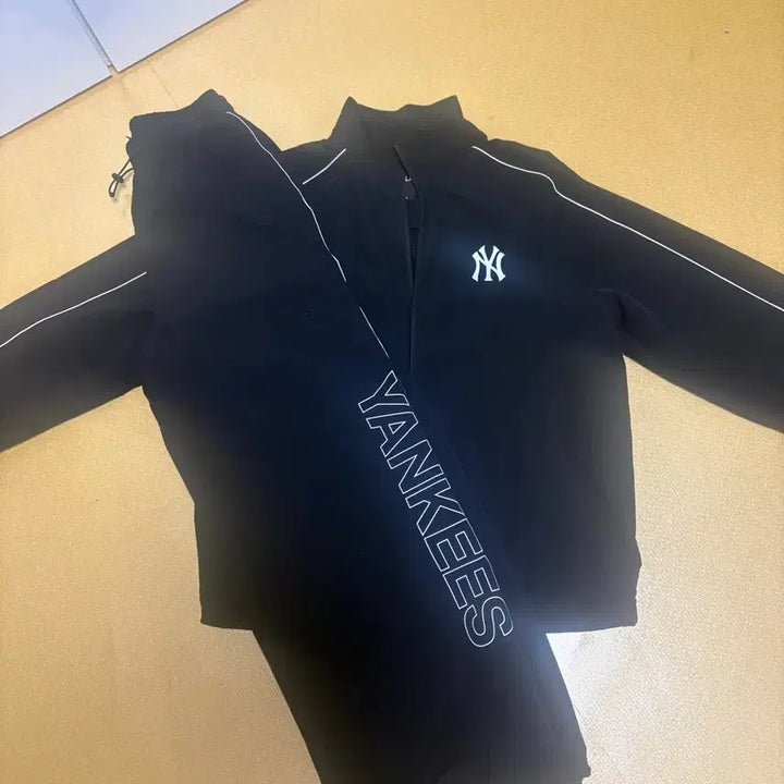 [BUNJANG] MLB New York Yankees Varsity Lettering Training Set-up / MLB 뉴욕양키스 트레이닝 셋업