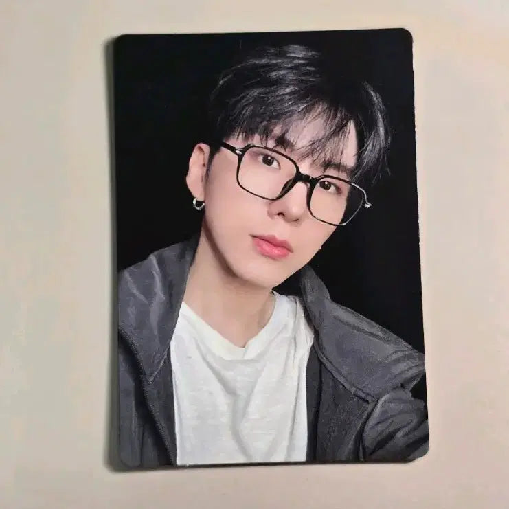 [BUNJANG] Monsta X Kihyun Unfold Lucky Draw Photocard / 몬스타엑스 언폴드 기현 특전 포카