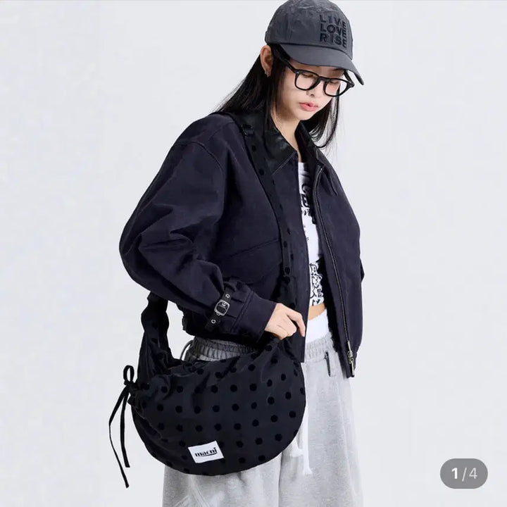 [BUNJANG] Markny Ribbon Pocket Crossbody Bag (Sealed) / 마크니 리본포켓 크로스백 (미개봉 새상품)