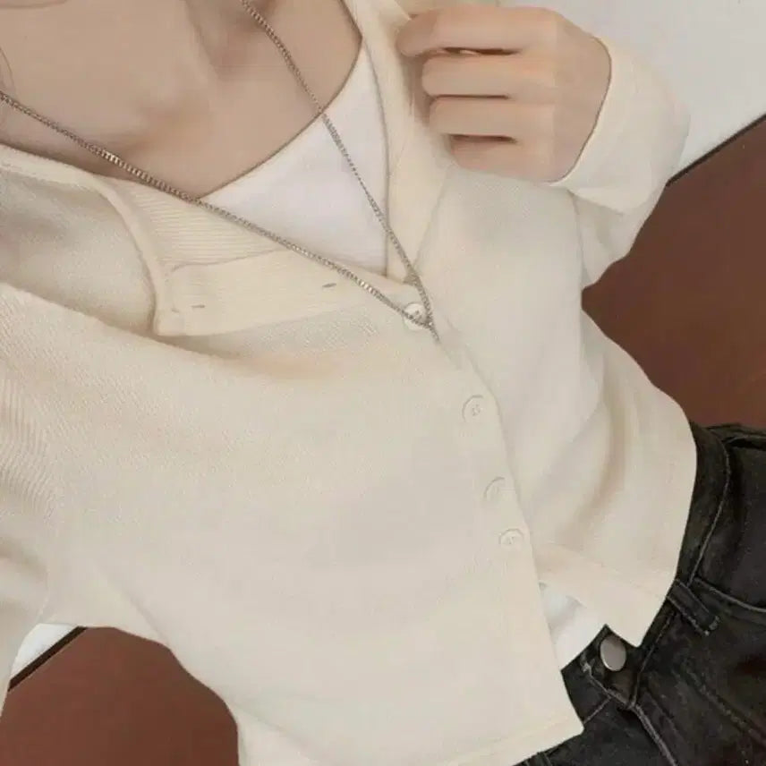 [BUNJANG] Beige Fake Layered T-Shirt / 베이지 페이크 레이어드 티셔츠