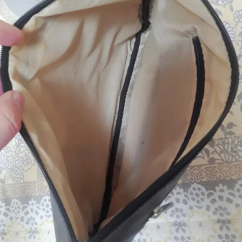 [BUNJANG] Unisex Clutch Bag / 클러치 가방