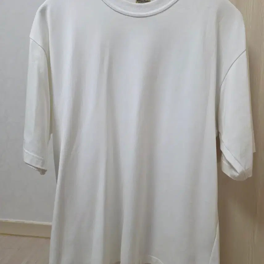[BUNJANG] Freewheelers Ultima Thule Set-in Short Sleeve T-Shirt L / 프리휠러스 울티마툴레 화이트 반팔 L