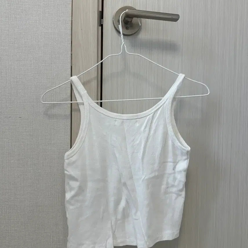 [BUNJANG] The Wish Series Petite Sleeveless Top / 더위시리즈 쁘띠 슬리브리스