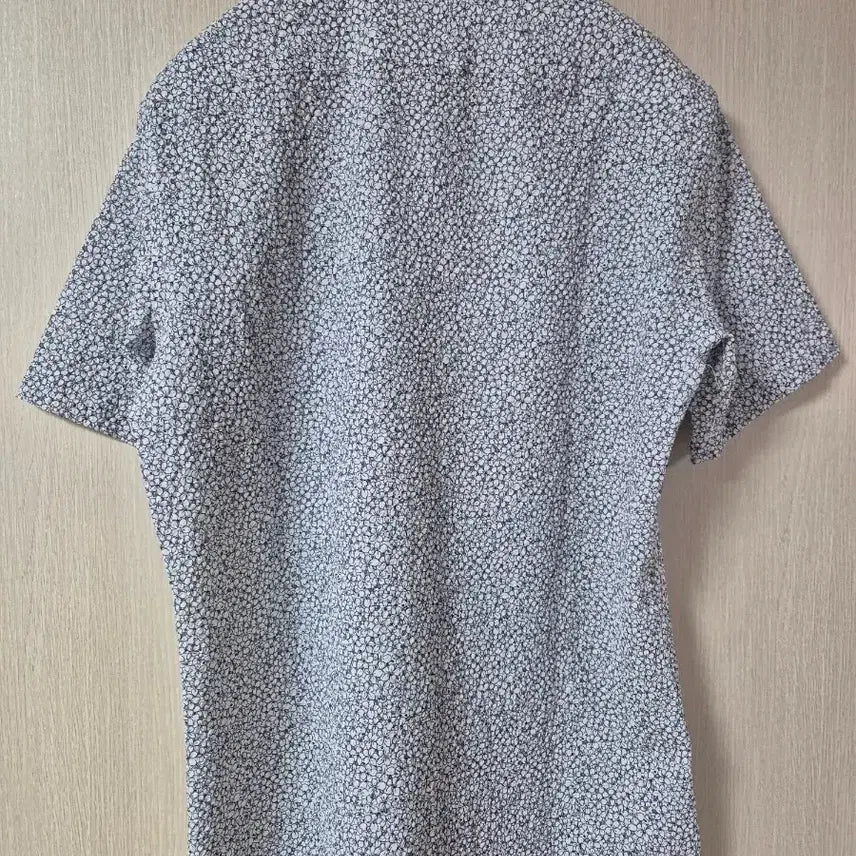 [SOLD OUT] 닥스 지짐이 원단 셔츠 여름 카라티 반팔 100