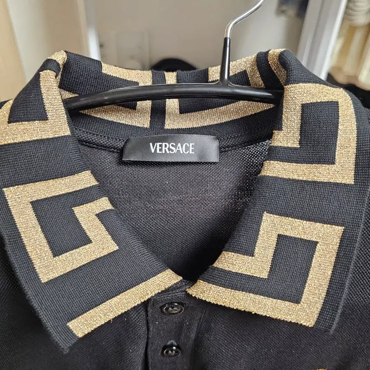 [BUNJANG] Versace Greca Black Short Sleeve Polo Shirt (L) / 베르사체 카라티(그레카 블랙 반팔 폴로셔츠)