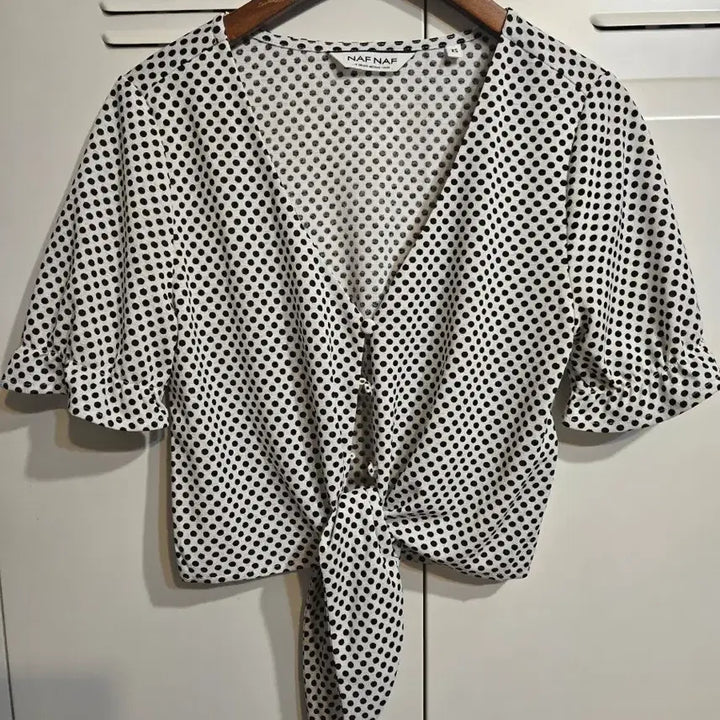 [SOLD OUT] 프랑스 NAFNAF 나프나프 크롭 블라우스  새제품