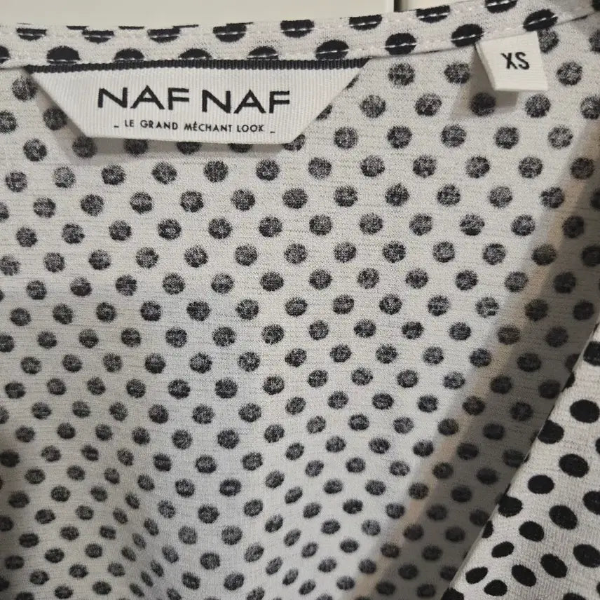 [SOLD OUT] 프랑스 NAFNAF 나프나프 크롭 블라우스  새제품
