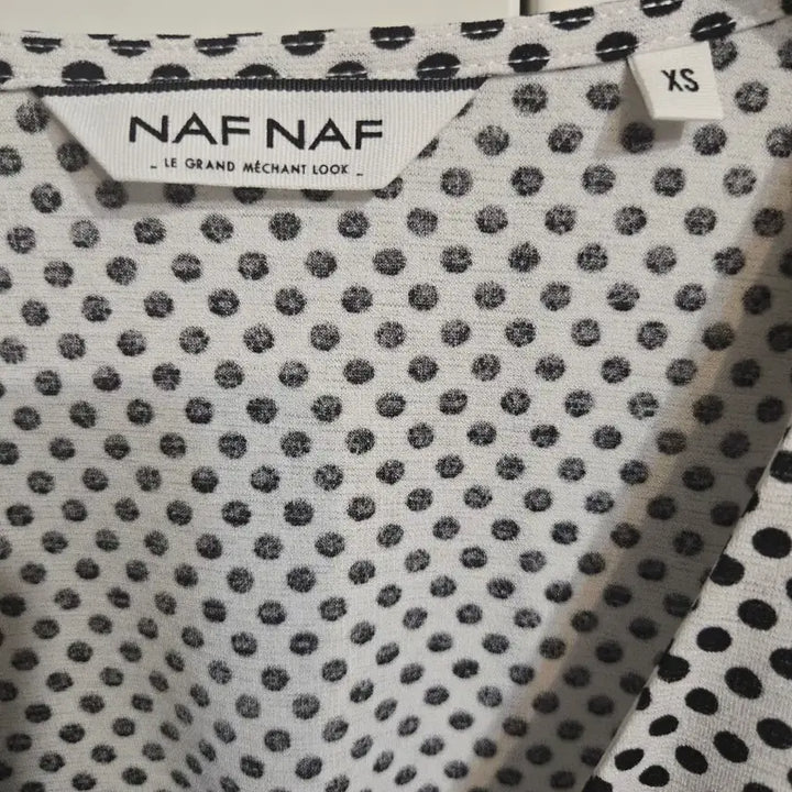 [SOLD OUT] 프랑스 NAFNAF 나프나프 크롭 블라우스  새제품
