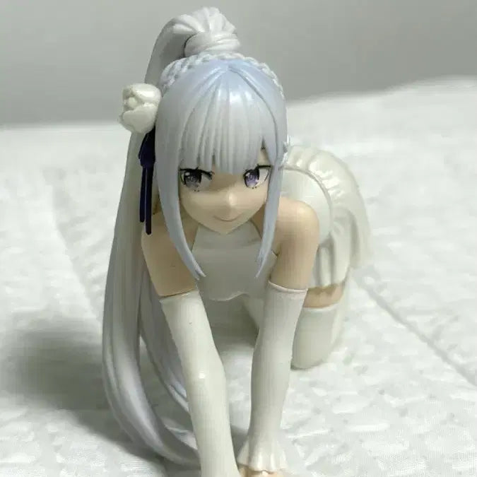 [BUNJANG] Re:Zero Emilia Swimsuit Figure / 리제로 에밀리아 수영복 피규어 미소녀피규어