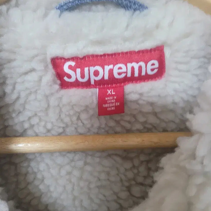 [BUNJANG] Supreme Faux Shearling Bomber Jacket Denim XL / 슈프림 포우 셔링 봄버자켓 데님 xl