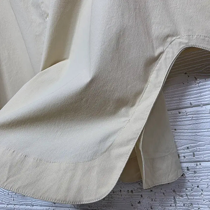 [BUNJANG] BCBG 2022 Rayon Blend Stretch Shirt (Size 55-88) / 내스딸) 새상품 2022년 BCBG 레이온혼방 스판셔츠 55ㅡ88