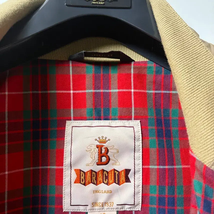 [BUNJANG] Baracuta G9 Tan Jumper Size 40 / 바라쿠타 g9 탄컬러 (40)