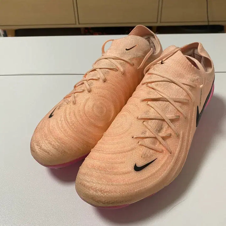 [BUNJANG] Nike Phantom GX2 Elite AG Soccer Cleats Size 275 / 특가) 나이키 팬텀 gx2 엘리트 ag 275