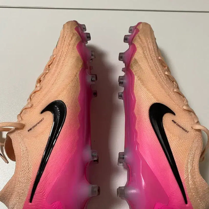 [BUNJANG] Nike Phantom GX2 Elite AG Soccer Cleats Size 275 / 특가) 나이키 팬텀 gx2 엘리트 ag 275