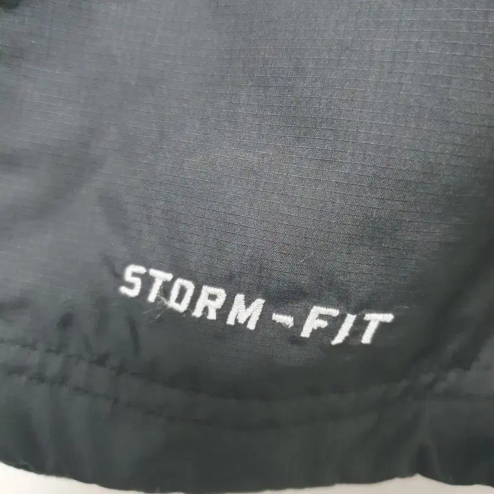 [BUNJANG] Nike Storm-FIT Hooded Windbreaker Jacket Black M / 나이키 정품 스톰핏 후드 바람막이 재킷 블랙 M