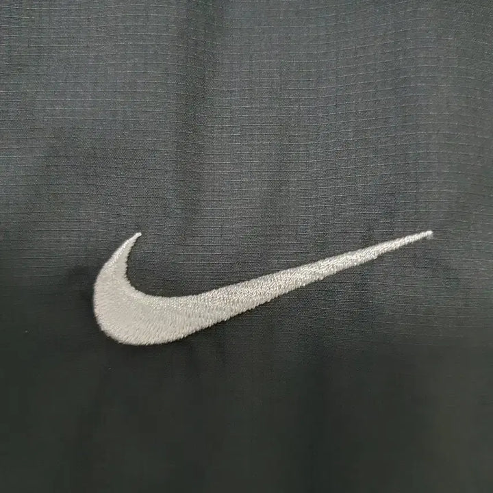 [BUNJANG] Nike Storm-FIT Hooded Windbreaker Jacket Black M / 나이키 정품 스톰핏 후드 바람막이 재킷 블랙 M