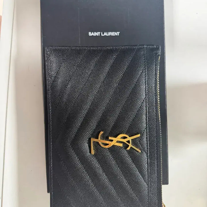 [BUNJANG] Saint Laurent Clutch / 생로랑 클러치
