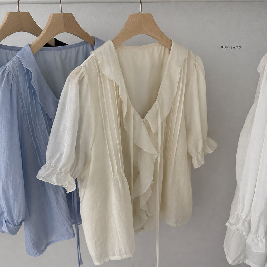 [BUNJANG] High-Quality Frill Pintuck Blouse / 비침X 고퀄 프릴 핀턱 블라우스 / 107