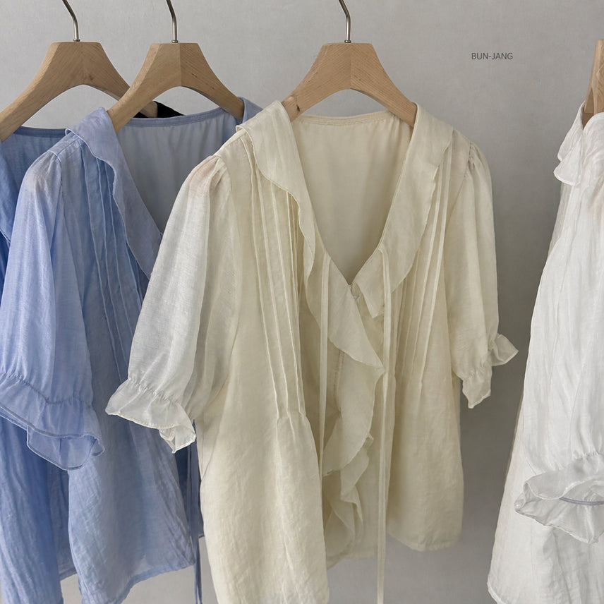 [BUNJANG] High-Quality Frill Pintuck Blouse / 비침X 고퀄 프릴 핀턱 블라우스 / 107